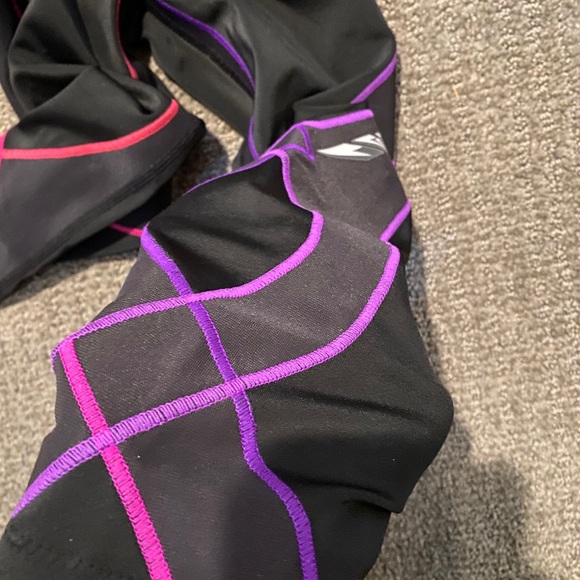 CW-X compression running leggings - Picture 7 of 10
